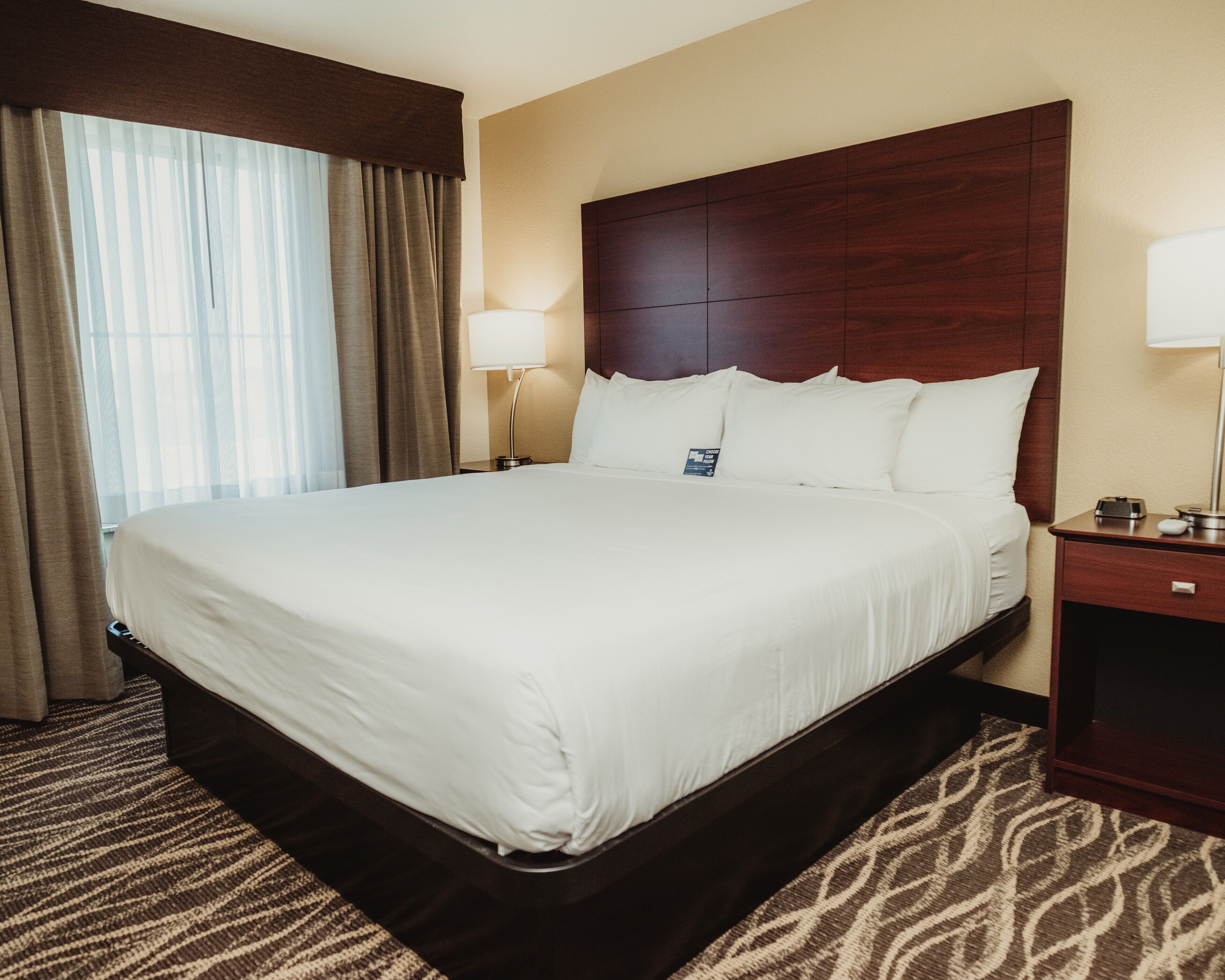 Pillowtop beds, desk, laptop workspace, iron/ironing board