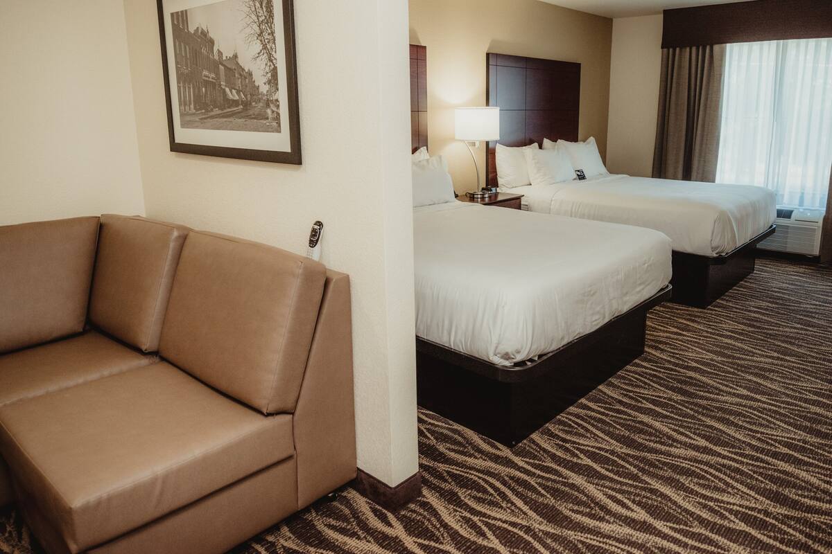 Pillow-top beds, desk, laptop workspace, iron/ironing board