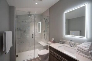 Shower, rainfall showerhead