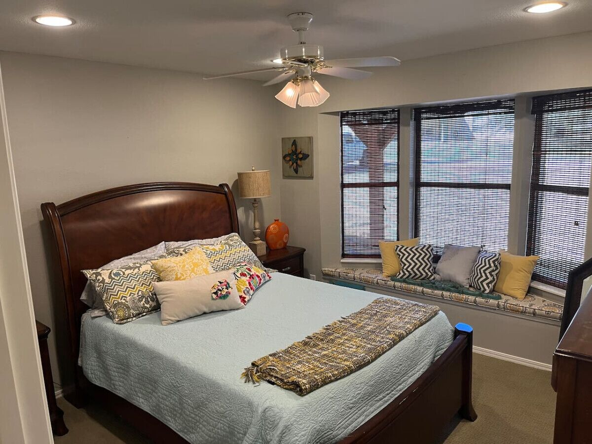 3 عدّة غرف نوم ومكتب وواي فاي