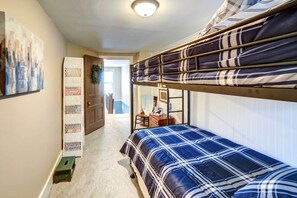 3 Schlafzimmer, Bügeleisen/Bügelbrett, Reisekinderbett