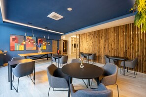 Free daily continental breakfast  - BossaBed Lisbon (Lisbon)