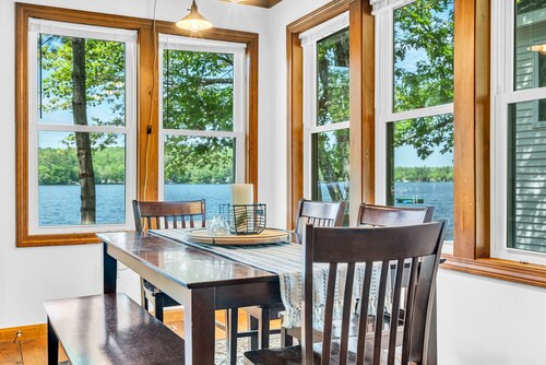 Lakefront-Swim-Kayak-FirePit-20min to Portland