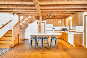 Four, plaque de cuisson