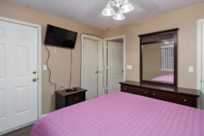 2 bedrooms, free WiFi, bed sheets