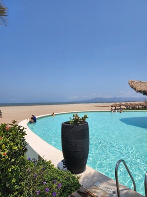 Outdoor pool - Vidanta Mexico PGA Week!! Stunning 5700 sqft condo w/ private entrance (Nuevo Vallarta)