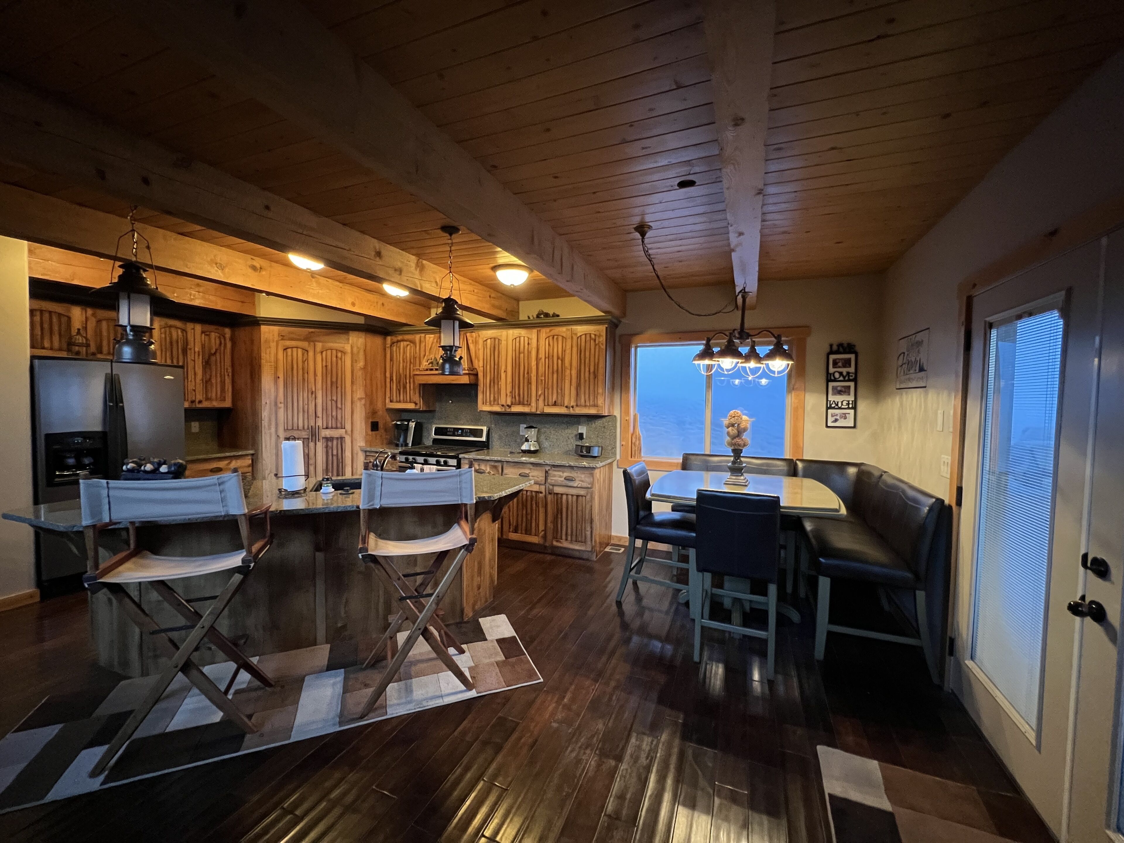 Spacious Secluded Cabin, perfect for family getaways. Create life long memories!
