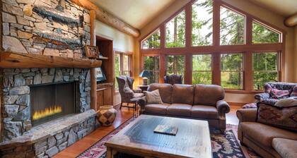 Private Waterfront Home, Wood Burning Fireplace, Swan River Summer Escape