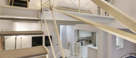 1 bedroom, in-room safe, WiFi, bed sheets