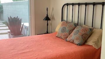 1 habitación, wifi y ropa de cama