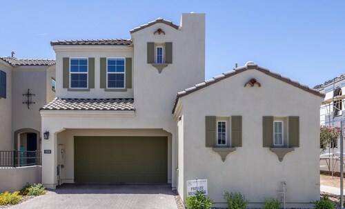 Adorable Casita Conveniently Located  **No Hidden Fees!**