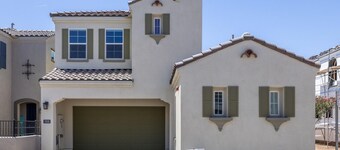 Adorable Casita Conveniently Located  **No Hidden Fees!**