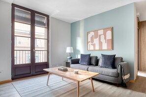 Fernseher, Stereoanlage