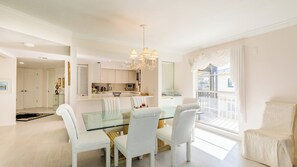 Imagen sin descripción, 5 de 21, botón