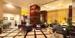 Lobby - Deluxe Studio Suite Near Abu Dhabi Mall By Luxury Bookings (Abu Dhabi)
