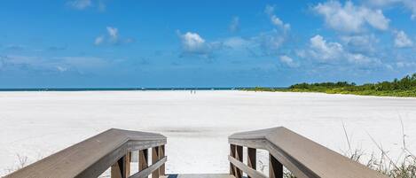 Playa en los alrededores