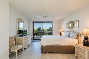 2 bedrooms, free WiFi, bed sheets - Lovely two bedroom, two bath unit. (Marco Island)