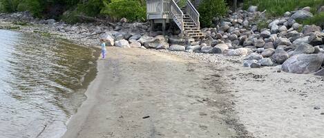 Sun loungers, beach towels