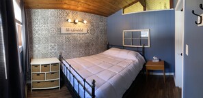 3 bedrooms, free WiFi, bed sheets, wheelchair access - Cozy Cottage in Sweet Lakeshore Heights  (Grand Marais)