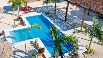 3 outdoor pools