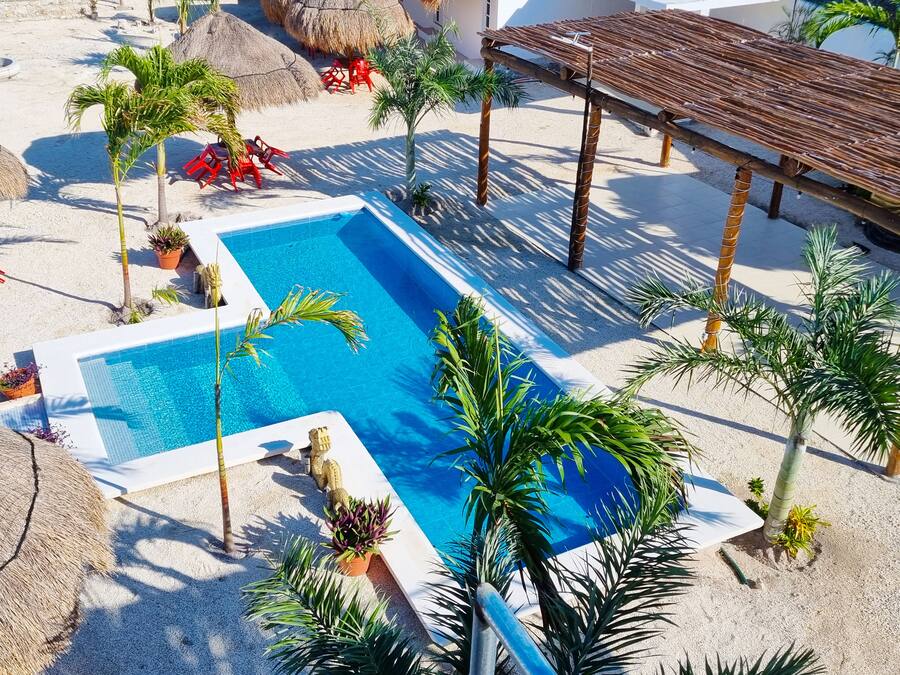 3 outdoor pools