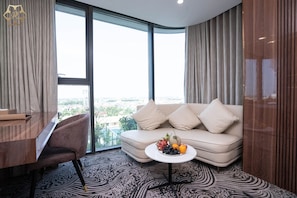 Superior Double or Twin Room | Premium bedding, minibar, desk, laptop workspace