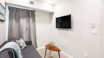 Apartment | Living area | 40-inch Smart TV with digital channels, TV