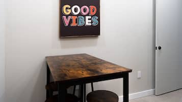 Apartment | In-room dining