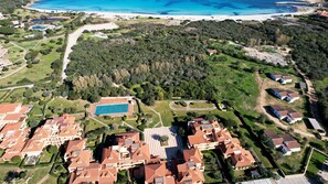 Exterior - Large apartment on the Golfo di Marinella (Porto Rotondo)
