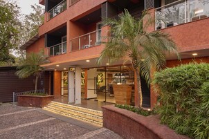 Ropa de cama de alta calidad y minibar 