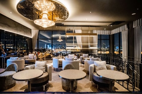 Bar (on property). Best Western Chatuchak