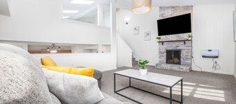 Exquisite Downtown Loft Apartment