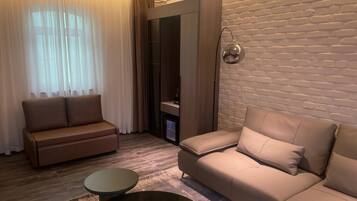Bureau, chambres insonorisées, Wi-Fi gratuit, draps fournis