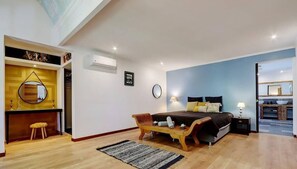 5 bedrooms, free WiFi