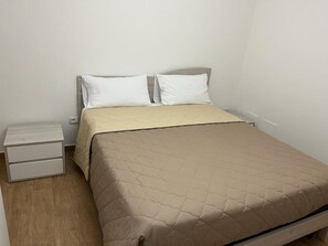 2 camere, Wi-Fi gratuito, lenzuola