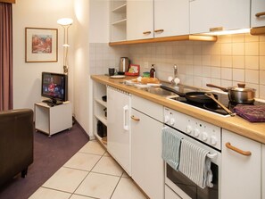 Oven, highchair