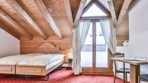 1 bedroom, travel crib, WiFi (free) - Cosy apartment for 2 people with WIFI, TV, balcony and pets allowed (Grindelwald)