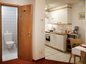 Oven, highchair