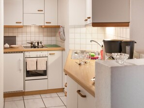 Oven, dishwasher, high chair