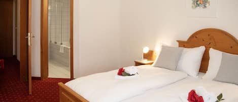 3 bedrooms, travel cot, free WiFi