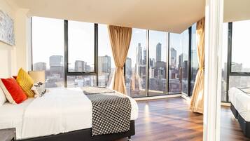 3 bedrooms, iron/ironing board, WiFi, bed sheets