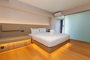 Habitación superior, 1 habitación, no fumadores | Tabla de planchar con plancha, wifi gratis, ropa de cama