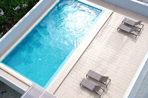 Televisión LCD 30 pulgadas con canales de televisión por cable