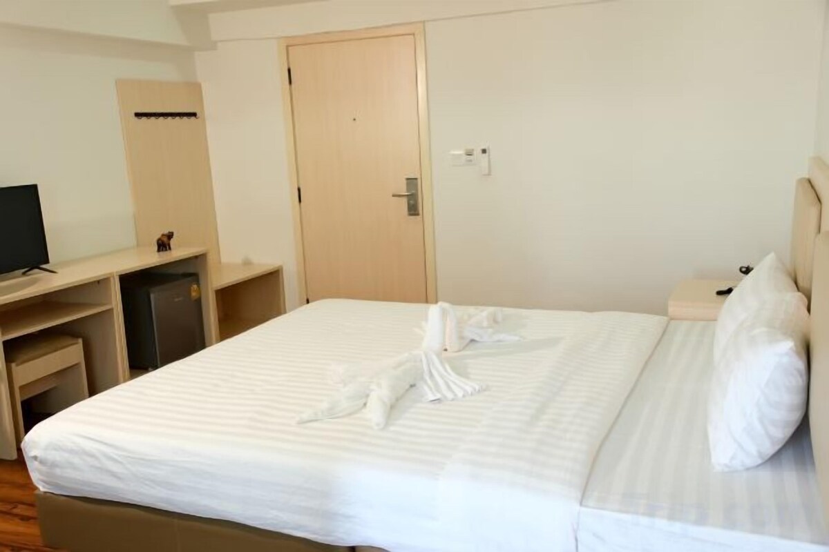 Iron/ironing board (on request), WiFi (free), bed sheets