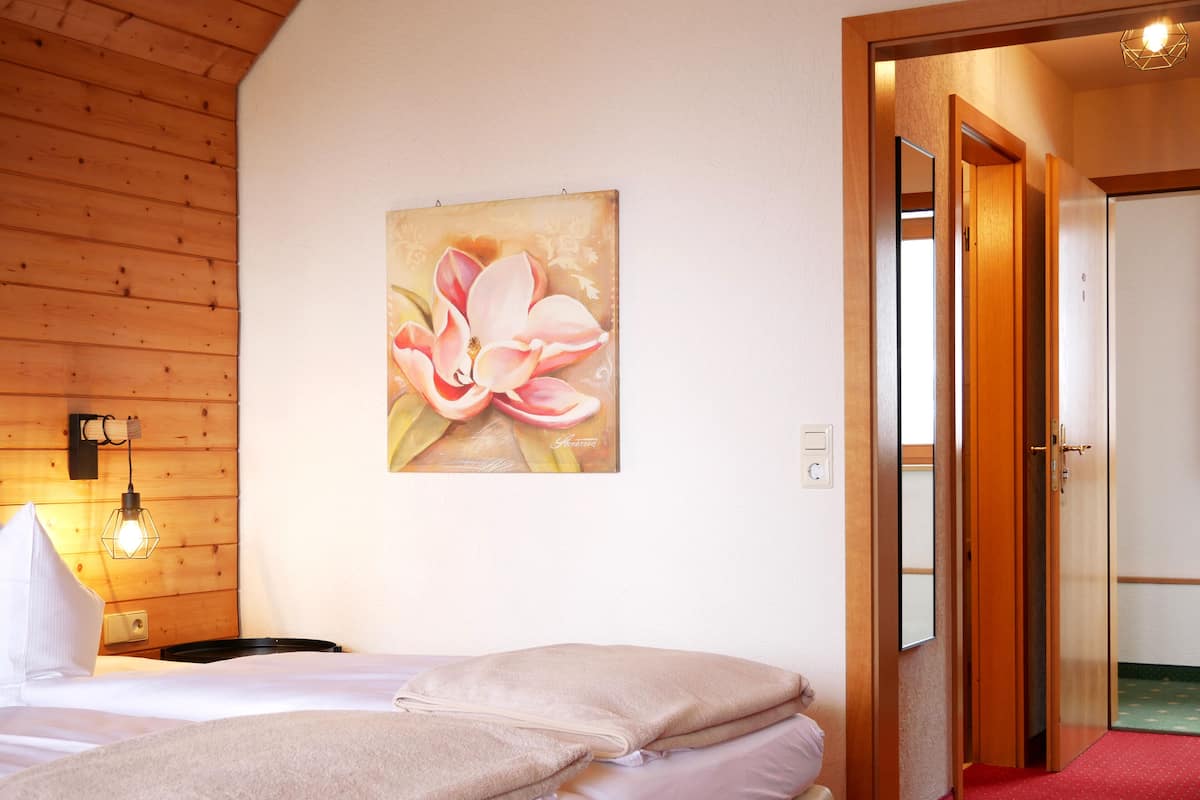 Comfort Duplex | 1 bedroom, hypo-allergenic bedding, in-room safe, desk