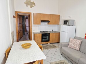 Fridge, microwave, oven, stovetop - Lumier Villasimius (Villasimius)