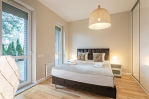 1 habitación, tabla de planchar con plancha, wifi gratis y ropa de cama 