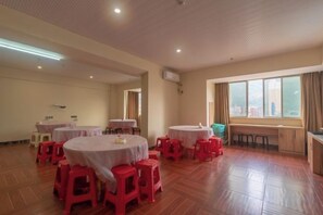 Unclassified image, 2 of 41, button - Yage Hotel (Napo)