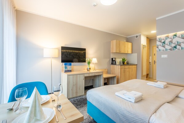 1 bedroom, desk, iron/ironing board, free WiFi