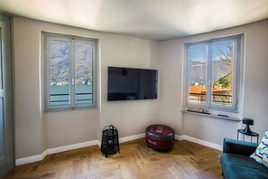 Panoraamahuoneisto | Oleskelualue | Taulutelevisio